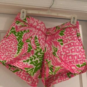 Lilly Pulitzer shorts sz 2 pnk and green Homeslice